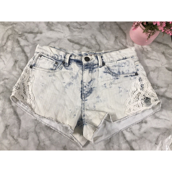 VINTAGE Y2K MUDD Denim Shorts SZ 7 Cotton Blend Floral acid Wash Distressed - Picture 1 of 9